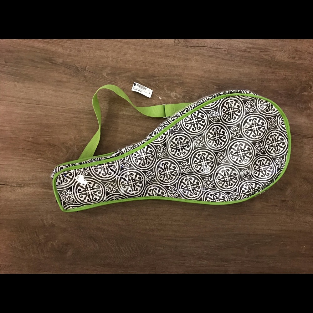 Medallion Tennis 🎾 Racquet Cover
